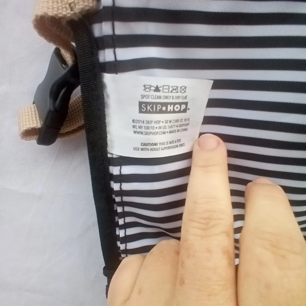 Skip Hop Portable Baby Changing Pad, Pronto, Black & White Stripe